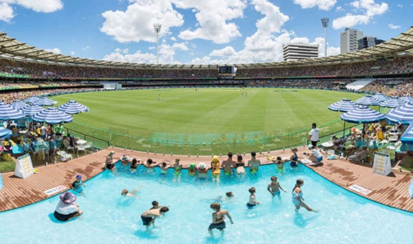 swimming-pool-gabba